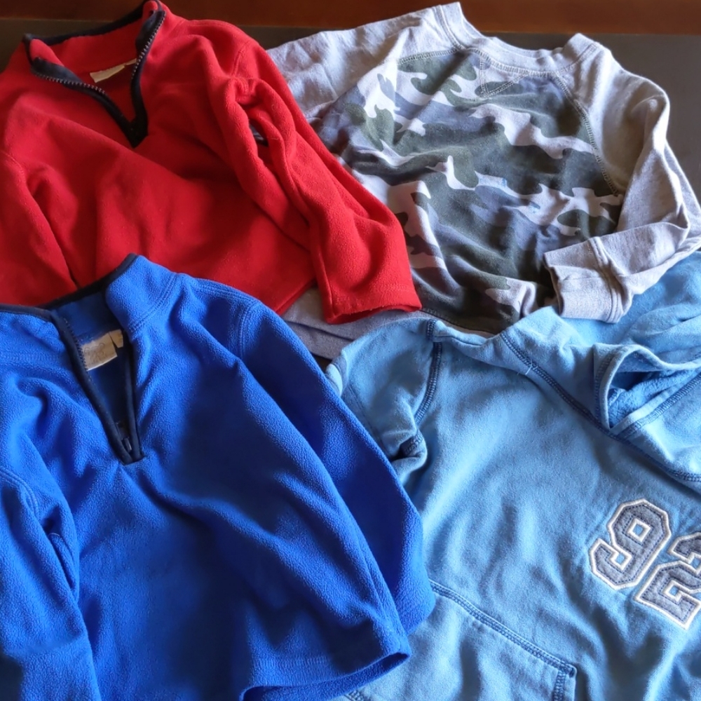 Lot of 4 2T sweatshirts